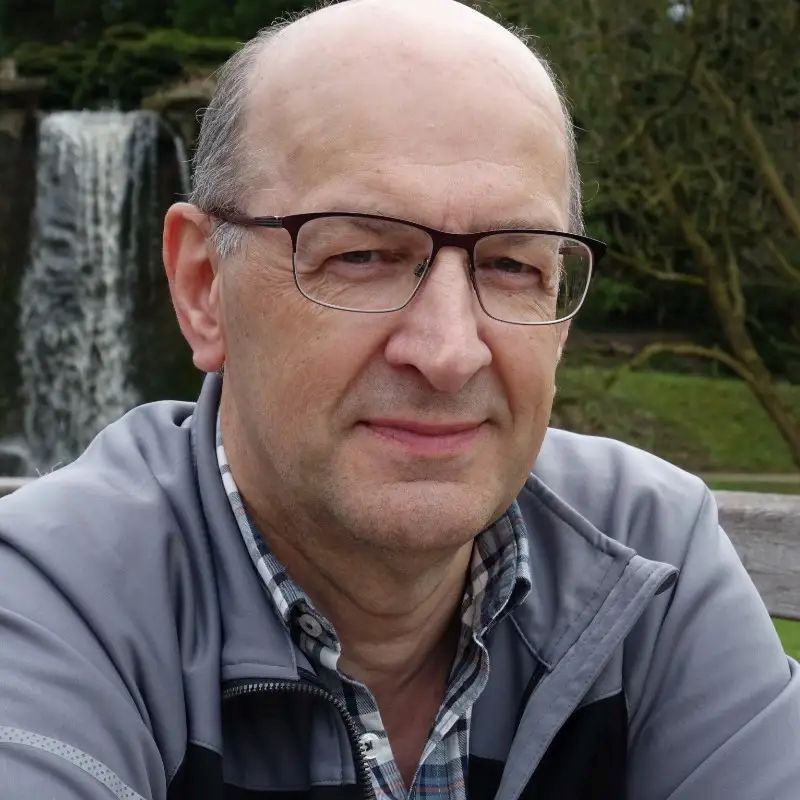 Albert-Hoevenaars profielfoto 800x800